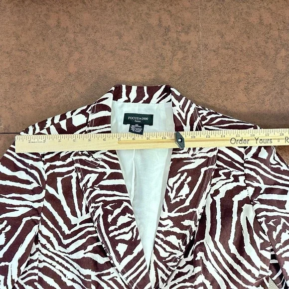 Vintage FOCUS 2000 Womens Blazer Brown White Zebra Print Size Petite 12P - Picture 6 of 8